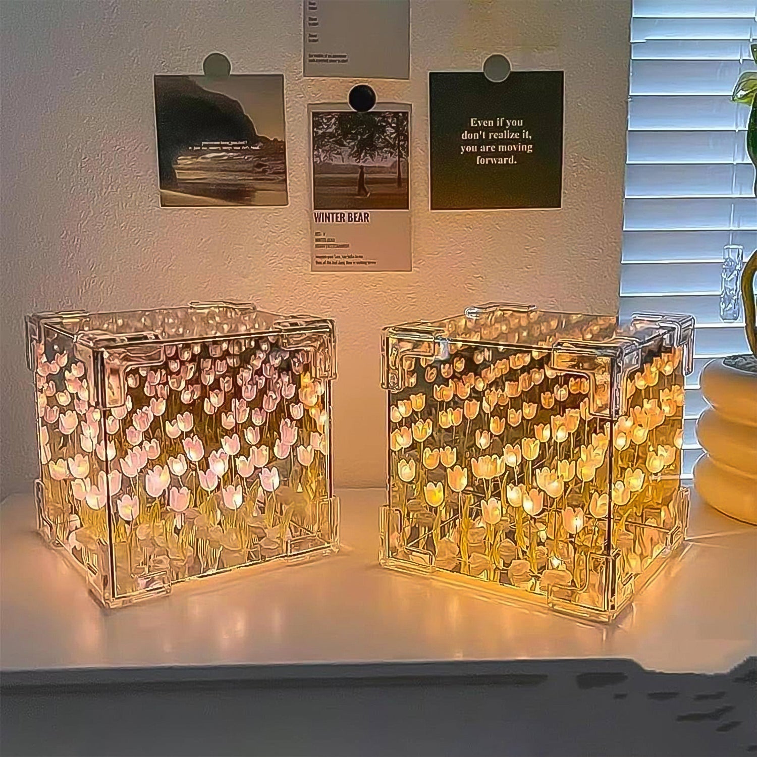 DIY Infinity Mirror Tulip Cube LED Lamp - 20 LED Flower Lights, Dual-Purpose Tabletop & Mirror Decor
