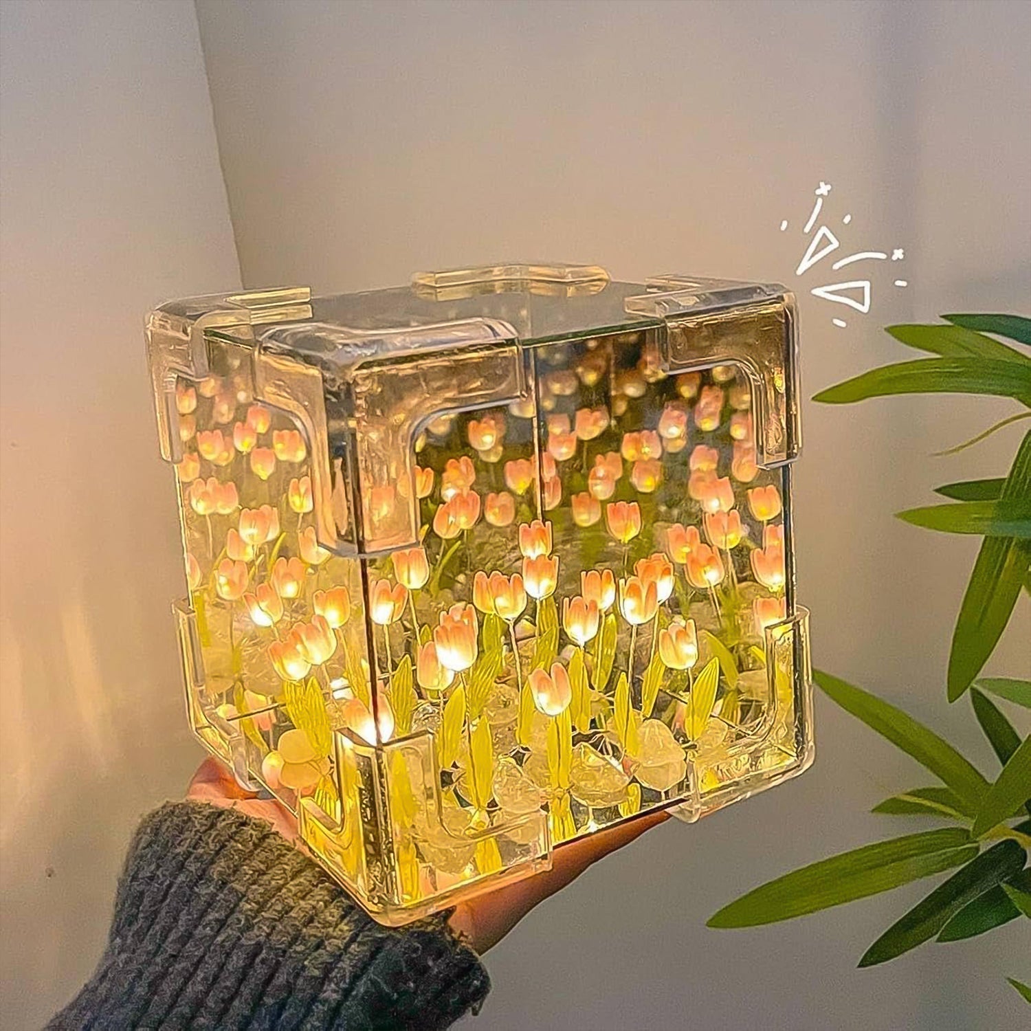 DIY Infinity Mirror Tulip Cube LED Lamp - 20 LED Flower Lights, Dual-Purpose Tabletop & Mirror Decor